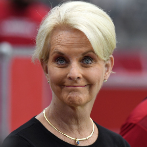 celebrity Cindy McCain